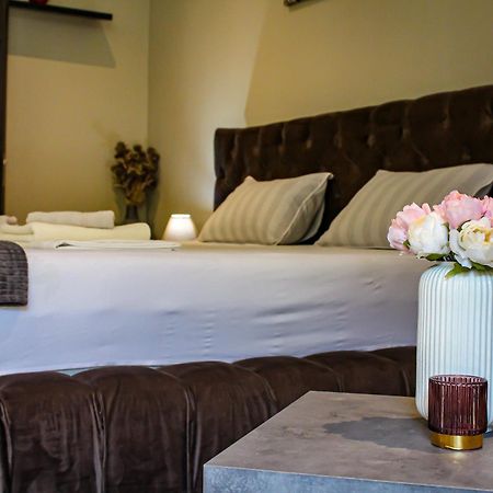 R34 Boutique Guest House Veliko Turnovo Bagian luar foto