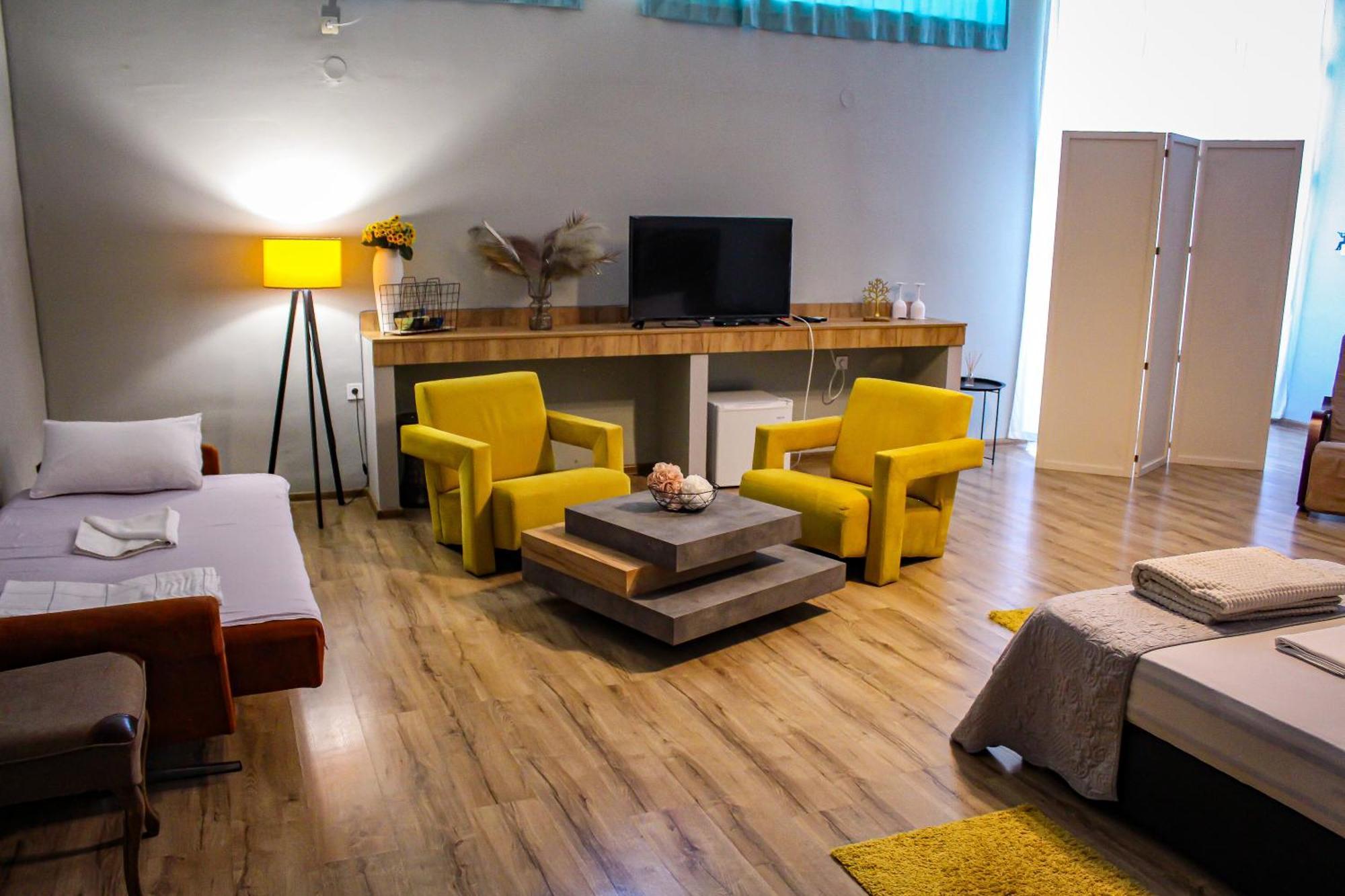 R34 Boutique Guest House Veliko Turnovo Bagian luar foto